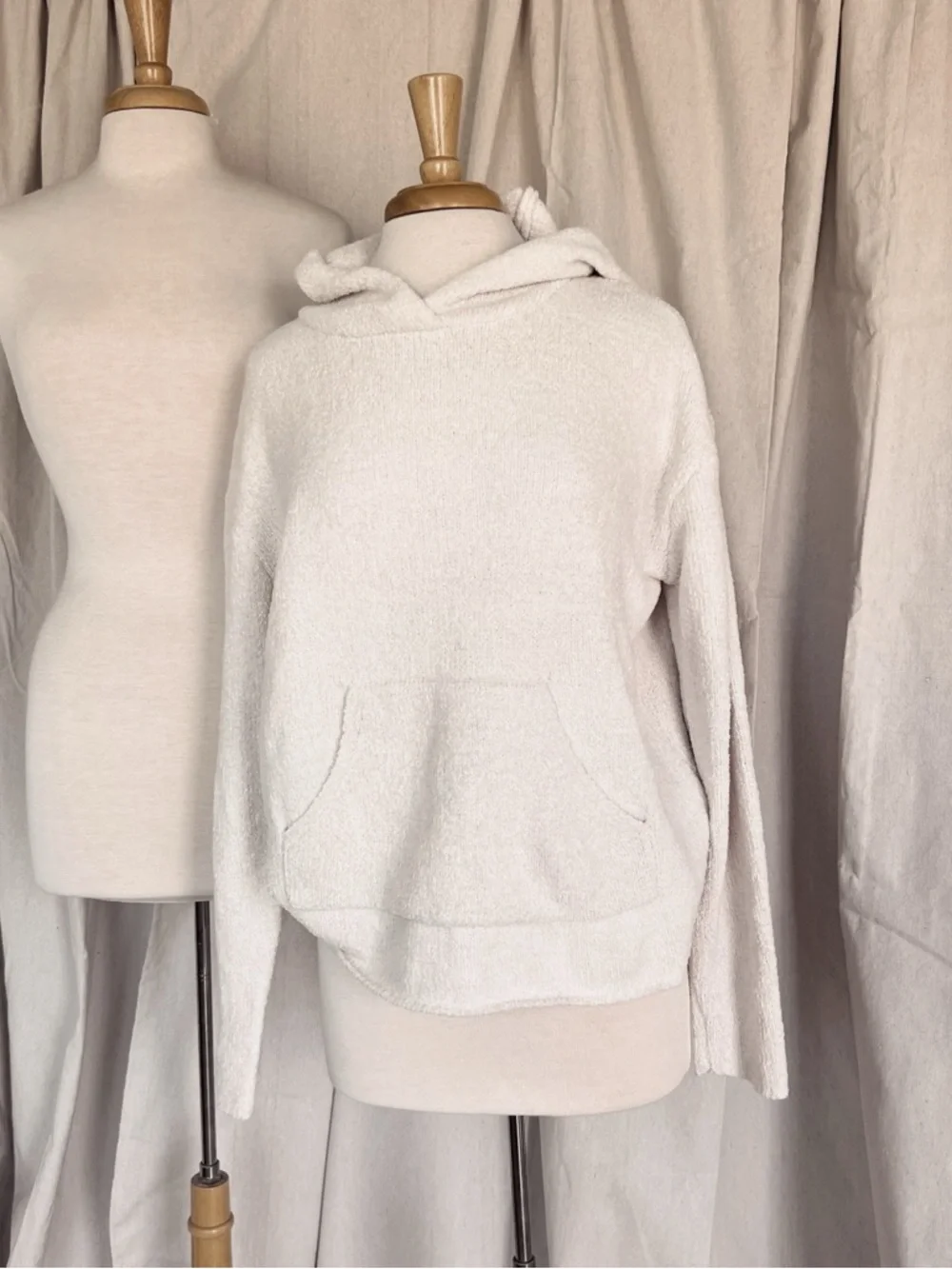 Barefoot Dreams Oatmeal Pullover Hoodie - Picture 5 of 9